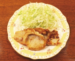 豚の塩麹生姜炒め
